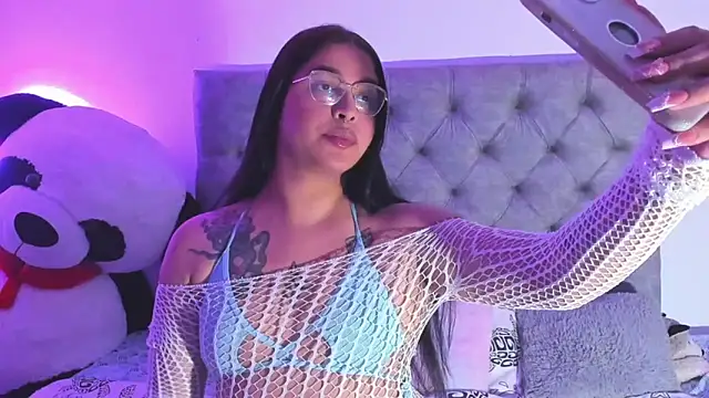 mabellfox online show from January 8, 2026, 11:55 pm