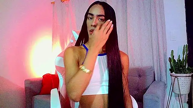 carmen14 online show from May 21, 2026, 5:05 am