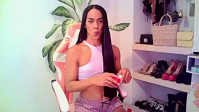 carmen14 online show from May 2, 2026, 3:01 am