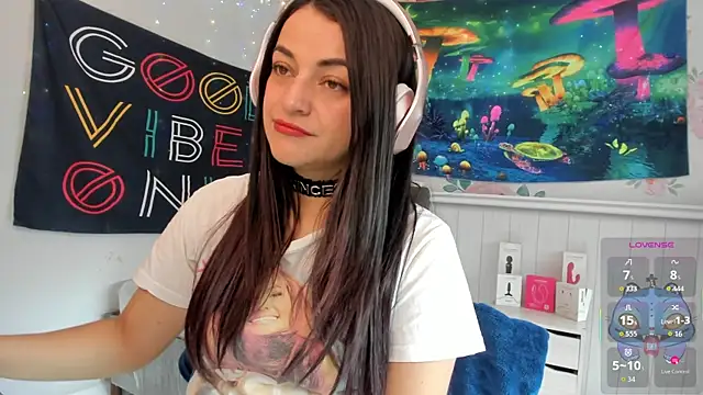 Snapshot of LovelyAzucena chatting on November 22, 2025, 1:54 pm LovelyAzucena online show from November 22, 2025, 1:54 pm