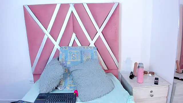 alanismorgan online show from January 5, 2026, 6:33 pm