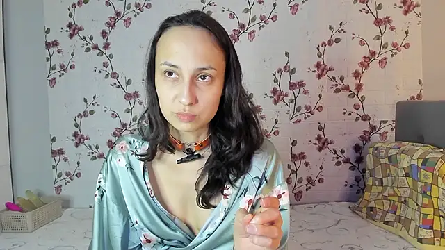 Alisagold90 online show from February 6, 2026, 12:45 pm