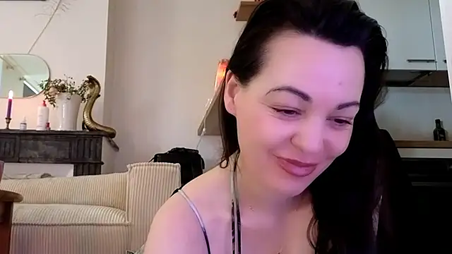 Snapshot of Lilie_romeo chatting on February 6, 2025, 11:31 am Lilie romeo online show from February 6, 2025, 11:31 am