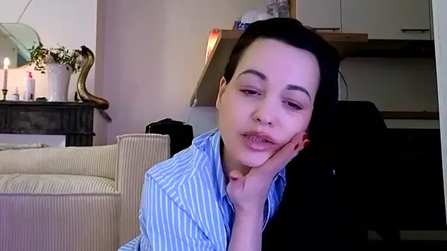 Snapshot of Lilie_romeo chatting on January 18, 2025, 4:31 pm Lilie romeo online show from January 18, 2025, 4:31 pm