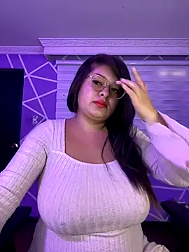 MiiaaJoness online show from September 16, 2025, 2:40 pm