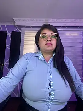 MiiaaJoness online show from March 5, 2026, 3:52 pm