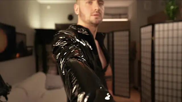 enjoy me online show from February 17, 2025, 3:33 pm