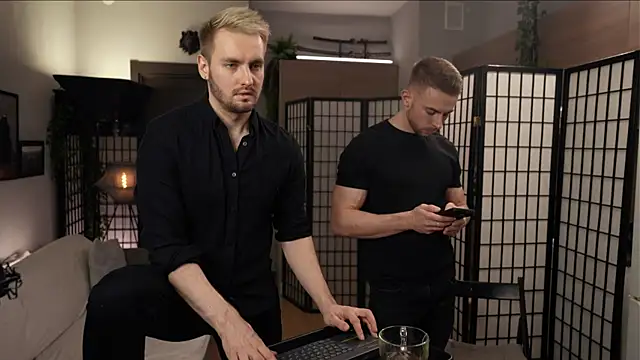 enjoy me online show from March 13, 2025, 3:06 pm