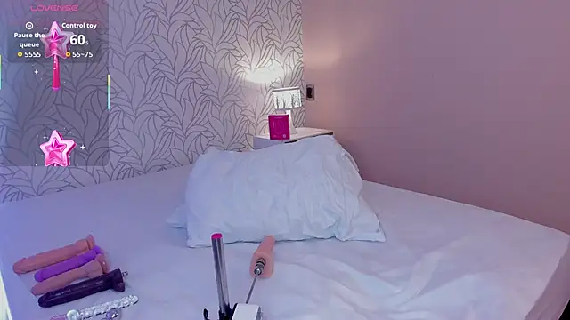 Snapshot of ayy_falcon chatting on November 12, 2025, 8:34 pm ayy falcon online show from November 12, 2025, 8:34 pm