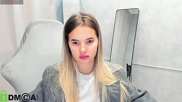 Snapshot of Donna_Evans chatting on September 12, 2025, 12:00 am Donna Evans online show from September 12, 2025, 12:00 am