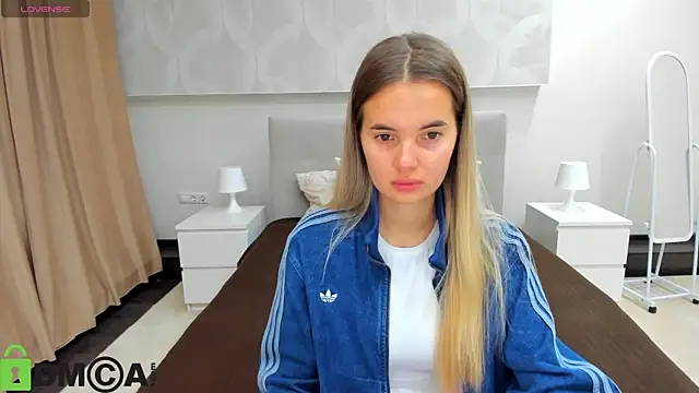 Snapshot of Donna_Evans chatting on September 18, 2025, 10:57 pm Donna Evans online show from September 18, 2025, 10:57 pm