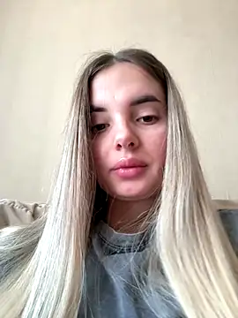 Snapshot of Donna_Evans chatting on October 17, 2025, 4:05 am Donna Evans online show from October 17, 2025, 4:05 am