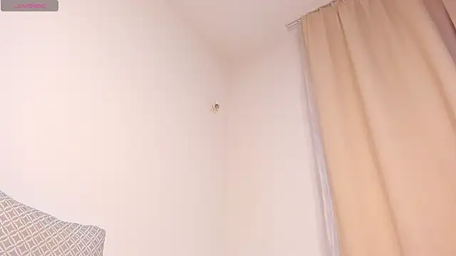 baby ivy online show from April 12, 2026, 4:54 pm