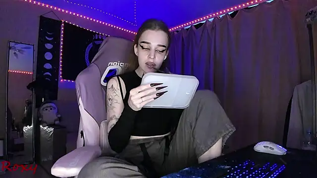 Snapshot of wet_dream_ chatting on February 9, 2026, 8:12 am wet dream online show from February 9, 2026, 8:12 am