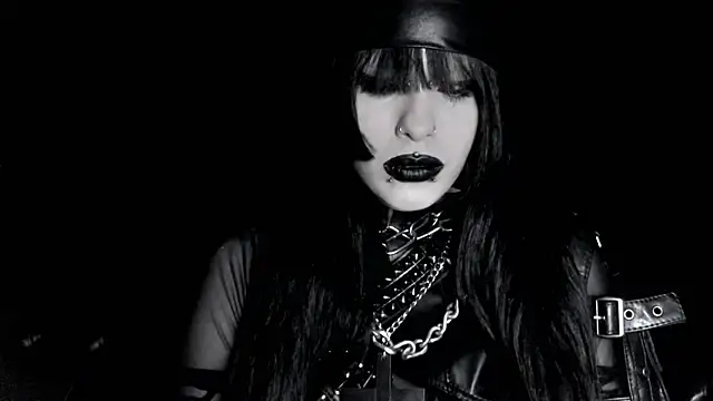 XXIOUX online show from April 25, 2026, 10:40 pm