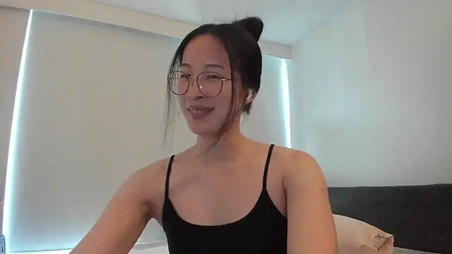 secretgirlfriendxo online show from June 5, 2026, 11:32 pm