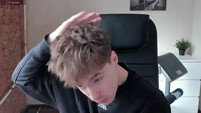  tokyo ghoul online show from March 7, 2025, 10:24 am