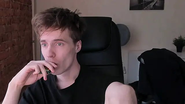  tokyo ghoul online show from March 16, 2025, 1:27 pm