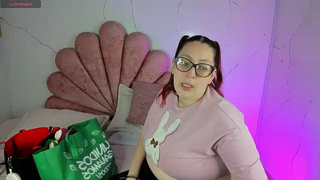 Snapshot of NiickyJones chatting on March 14, 2026, 5:24 am NiickyJones online show from March 14, 2026, 5:24 am