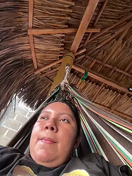 Dellyyymusic online show from April 22, 2026, 11:00 pm