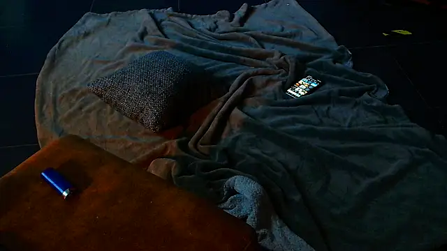 Str8boyy online show from February 1, 2025, 6:21 am