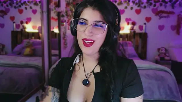 Snapshot of azahar__ziiz chatting on May 21, 2026, 12:52 am azahar ziiz online show from May 21, 2026, 12:52 am