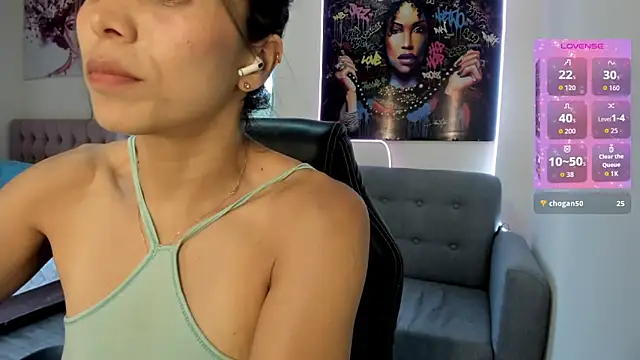 andykiuty online show from October 28, 2025, 9:03 pm