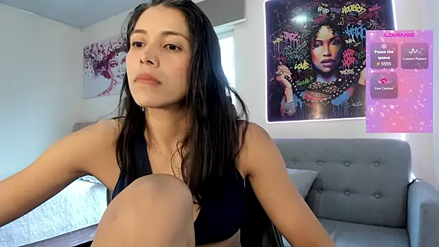 andykiuty online show from October 31, 2025, 3:19 pm