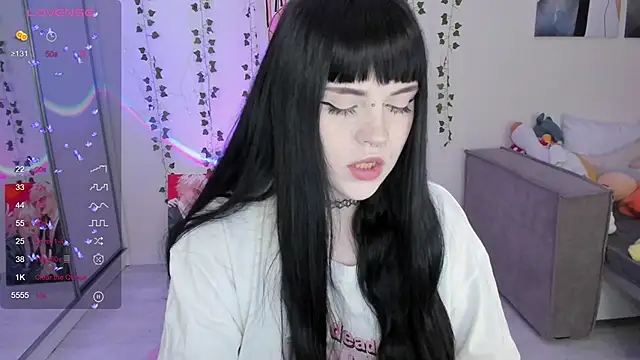 SelenaCute online show from March 13, 2025, 5:11 am