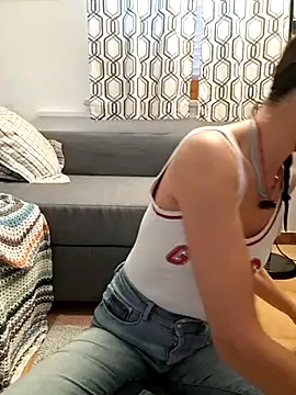 Snapshot of Silvia_Zeno chatting on July 3, 2026, 9:38 am Silvia Zeno online show from July 3, 2026, 9:38 am