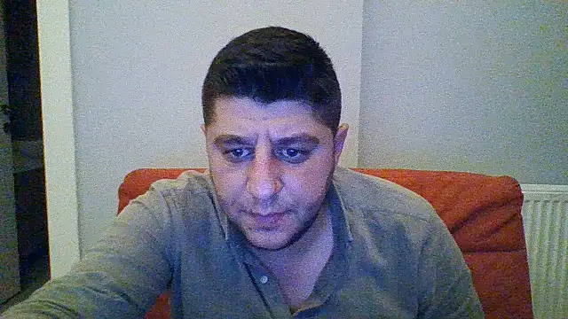 erkekkkadam online show from July 1, 2026, 7:25 pm