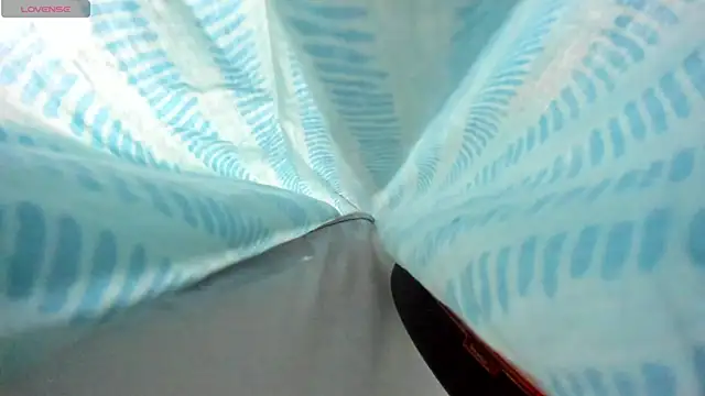 Snapshot of Markbrown chatting on September 30, 2025, 8:15 pm Markbrown online show from September 30, 2025, 8:15 pm