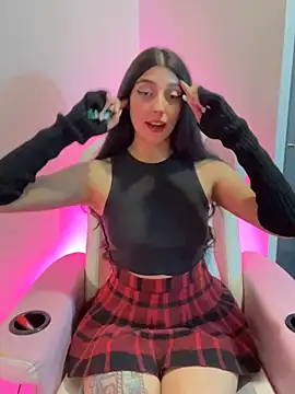 Felicia smok3 online show from April 29, 2026, 2:05 am
