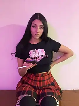 Felicia smok3 online show from March 6, 2025, 4:52 am