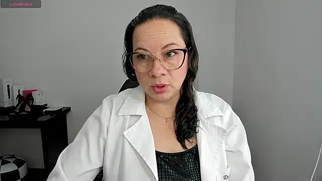 Snapshot of Sex-Psychology chatting on March 12, 2026, 7:51 pm Sex-Psychology online show from March 12, 2026, 7:51 pm