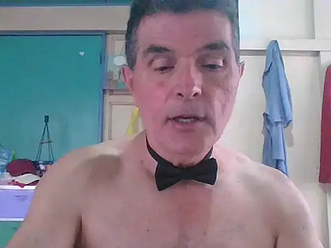 kavir-sebastien online show from November 4, 2025, 7:28 pm