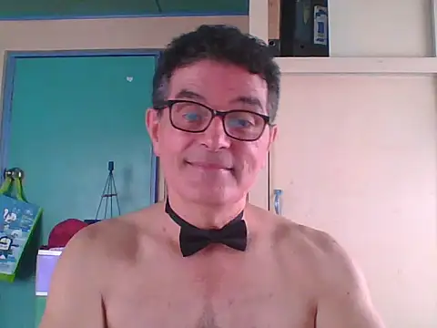 kavir-sebastien online show from September 13, 2025, 4:51 pm