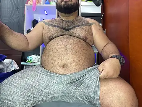 Snapshot of Latino_bigcock chatting on February 7, 2025, 8:31 pm Latino bigcock online show from February 7, 2025, 8:31 pm