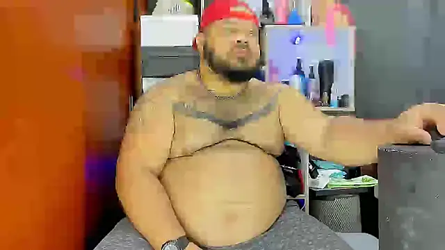 Snapshot of Latino_bigcock chatting on March 9, 2025, 6:21 pm Latino bigcock online show from March 9, 2025, 6:21 pm
