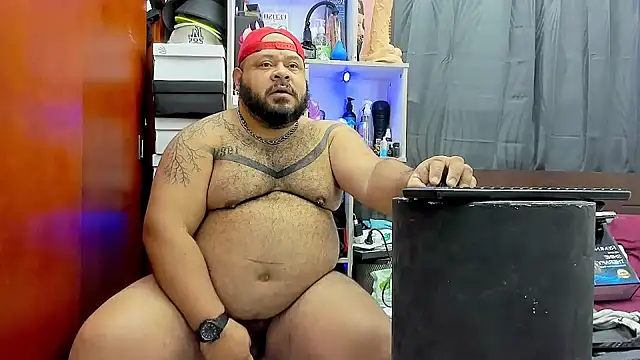 Snapshot of Latino_bigcock chatting on March 10, 2025, 3:41 pm Latino bigcock online show from March 10, 2025, 3:41 pm