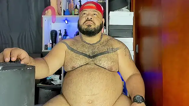 Snapshot of Latino_bigcock chatting on March 14, 2025, 6:18 pm Latino bigcock online show from March 14, 2025, 6:18 pm