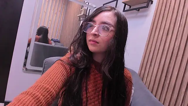 Eva Macalliter online show from October 1, 2025, 3:55 am