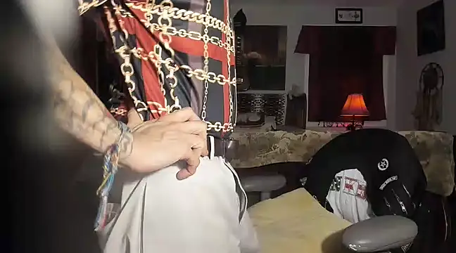 Snapshot of RoosterWabbit chatting on March 19, 2025, 3:30 am RoosterWabbit online show from March 19, 2025, 3:30 am