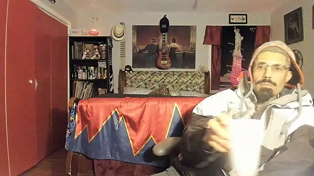 Snapshot of RoosterWabbit chatting on March 10, 2025, 12:39 am RoosterWabbit online show from March 10, 2025, 12:39 am