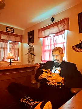 RoosterWabbit online show from April 29, 2026, 11:25 am