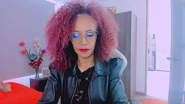 Snapshot of ScarlettMalbec chatting on April 9, 2026, 8:26 pm ScarlettMalbec online show from April 9, 2026, 8:26 pm