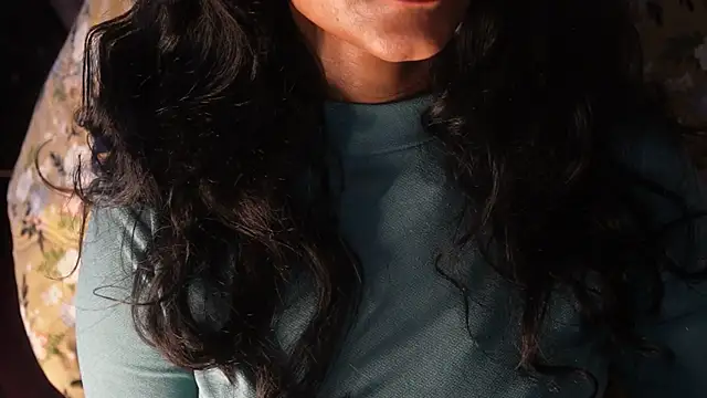 -AyeshaSinghania- online show from February 12, 2026, 5:40 am