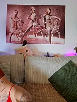 LessiaMia online show from March 16, 2026, 8:44 pm