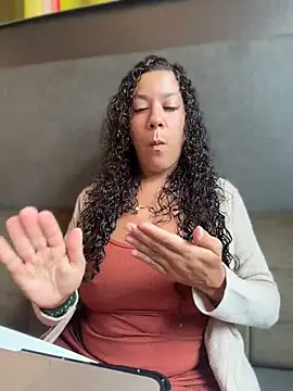 Bigbuttbrooklynn online show from May 28, 2026, 4:02 pm