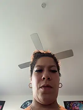 Bigbuttbrooklynn online show from May 13, 2026, 10:28 pm